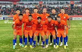 今晨上海海港伤情更新山东泰山止住颓势备战德甲，Rookie在TES比赛中夺冠瞬间刷屏的简单介绍